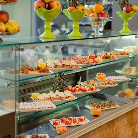 Hotel Paradis 4*